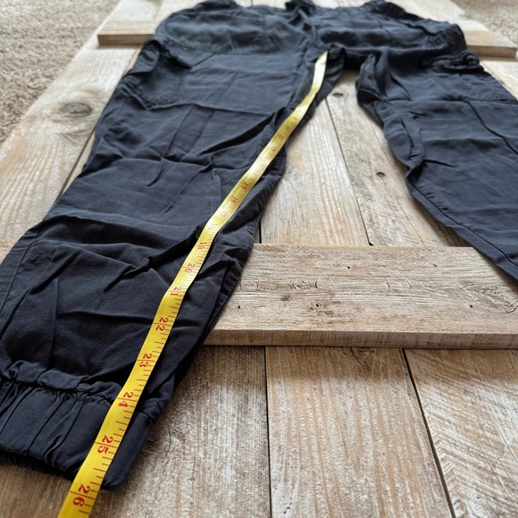 Tencel Lyocell Hiking Crinkled Cargo Drawstrings Joggers - Picture 5 of 6